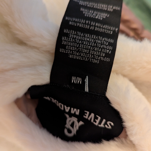 Luxurious Cream Faux Fur Coat - Picture 6 of 6